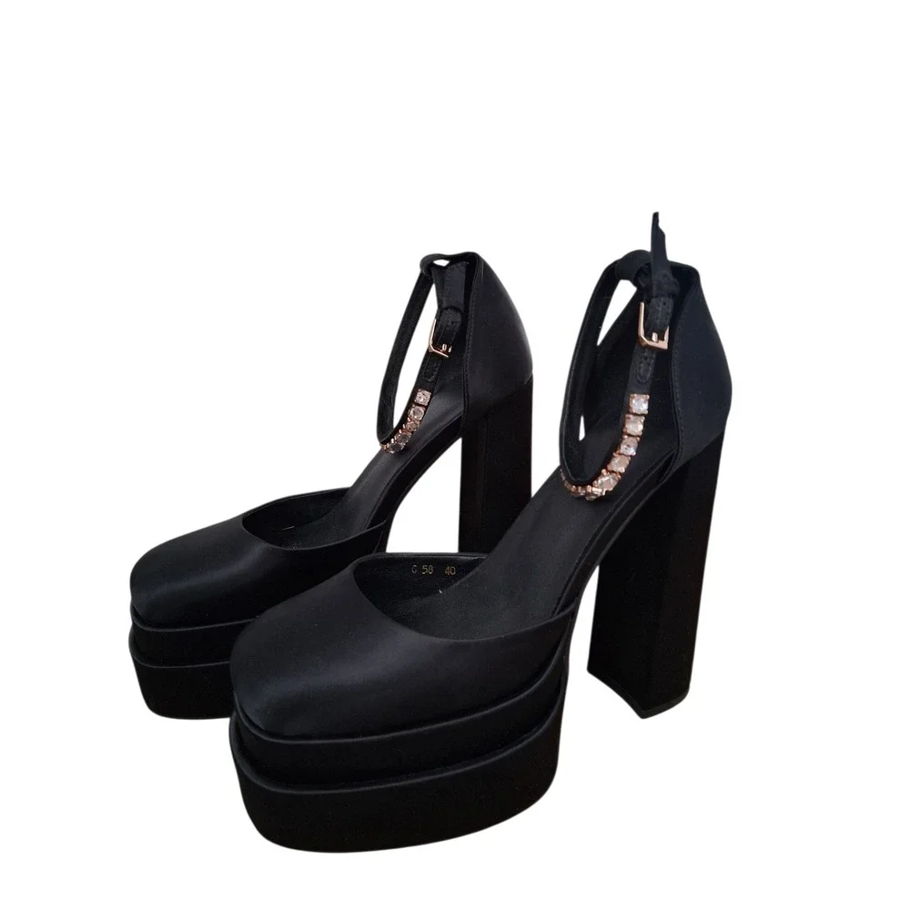 Y2k Chunky Whimsigoth Dark Romantic Women's size 9 Platform 5½